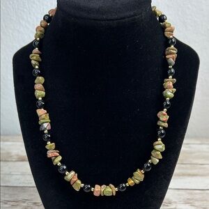 Elegant Unakite and Onyx Stone Necklace